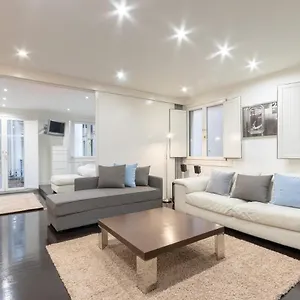 https://old-town-ii-apartment-by-aston-rentals.sansebastianhotels.net